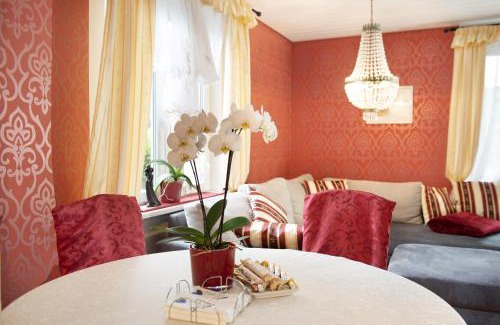 Stockach Apartment | Flair Ferienwohnung Orchidee