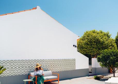 Caldas da Rainha Bed & Breakfast | Flamboyant Boutique B&B