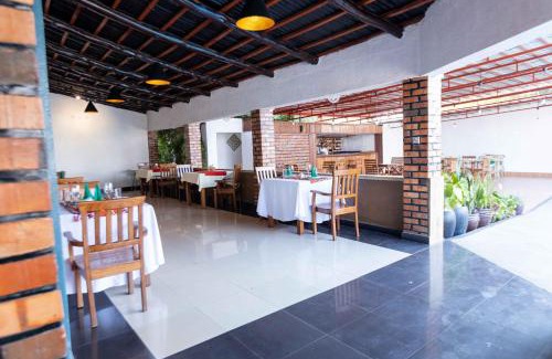 Remera Hotel | Flame Tree Village
