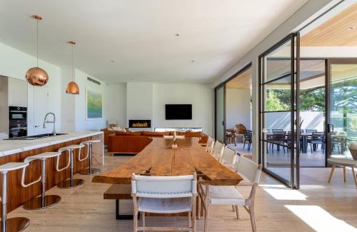 Quindalup House | Flametree I Private Properties