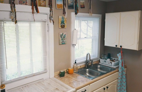 Pass Christian House | Flamingo Cottage 3 blocks from the Pass Christian Beach