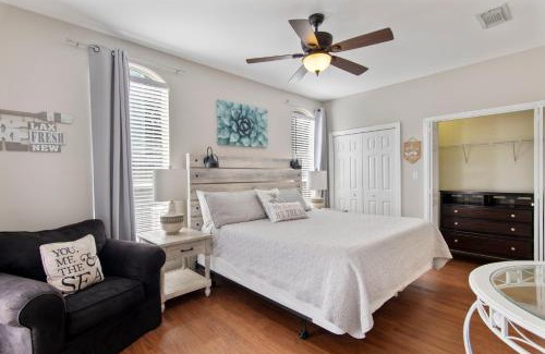 Fort Walton Beach - Destin House | Flamingo Cove Coastal - 3 King Beds - Bunkbeds - Grill