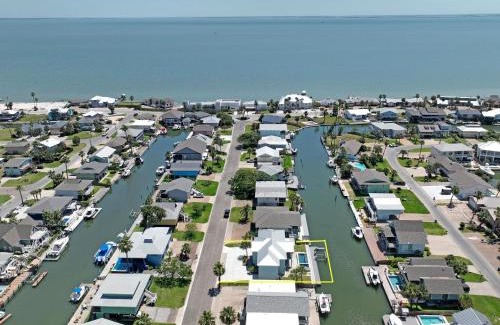 Key Allegro House | Flamingo House