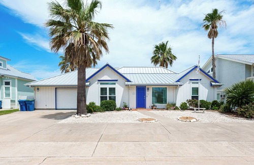 Key Allegro Cottage | Flamingo House