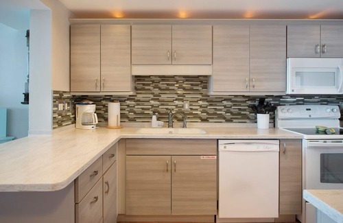 Meadows Condo | Flamingo Retreat-waterfront 2BR 2BA condo w/pool & boat slip