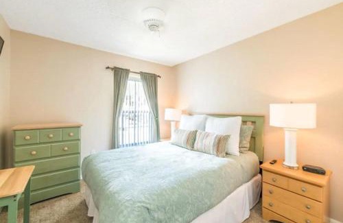 West Kissimmee House | Flash 20 Off Townhome at Emerald Island Resort