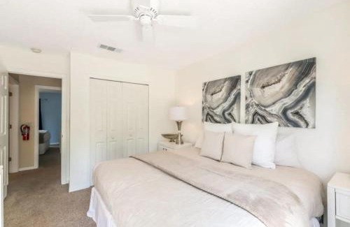 West Kissimmee House | Flash 20 Off Townhome at Emerald Island Resort