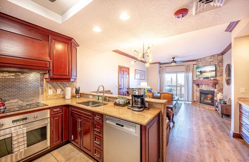 Park City Condo | *Flash Sale* Only 90 Days ’Til Christmas – Book Your Park City Vacation to Save + Free Skis