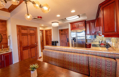 Park City Condo | *Flash Sale* Only 90 Days ’Til Christmas – Book Your Park City Vacation to Save + Free Skis