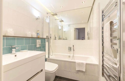 Hoxton Apartment | Flat 1 Bevenden