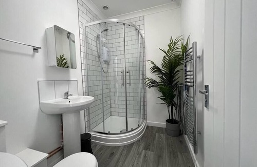 Wellington Apartment | Flat 2 High Street Apartments, One Bed