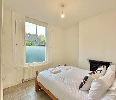 Stockwell Apartment | Flat B Stockwell