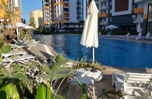 Kepez Apartment | Flat Close to Duden Waterfalls with Shared Pool