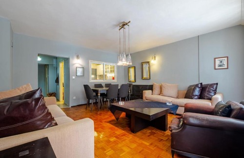 Kadikoy Apartment | Flat Close to Popular Attractions in Kadikoy
