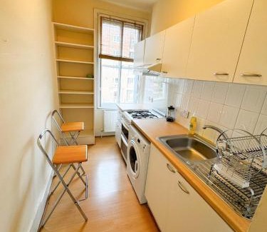 Stockwell Apartment | Flat D stockwell