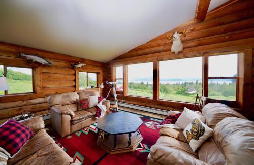 Homer Bed & Breakfast | Flat Fish Lodge B&B and Event Center