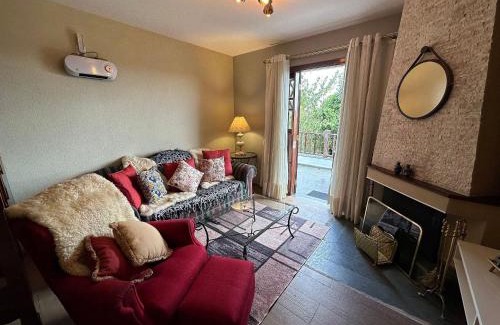 Alto do Capivari Hotel | Flat for 6 people at Home Green Home