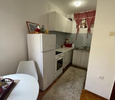 Golubovina Apartment | FLAT IN CENTAR IN BUDVA