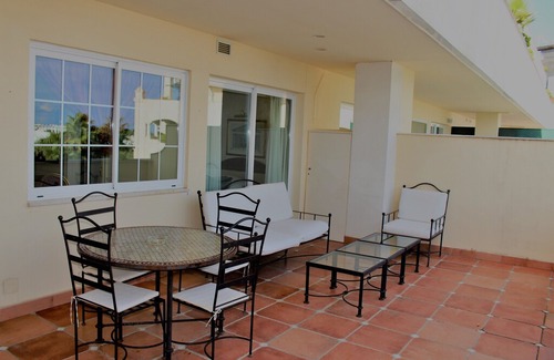 Golden Mile Apartment | Flat in Hotel Guadalpin with pool and terrace