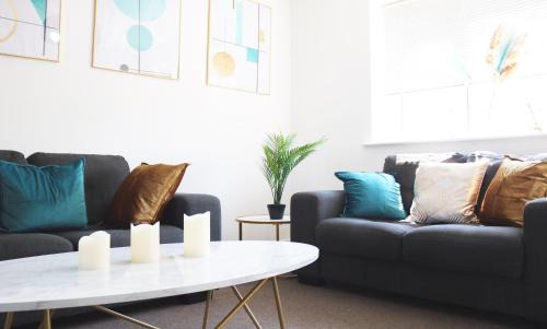 Harrow Apartment | Flat in London- Modern 2 Bedroom Apartment Harrow near Wembley