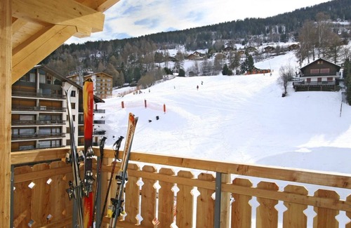 Saint-Pierre-de-Clages Apartment | Flat in Nendaz near Spa des Bisses