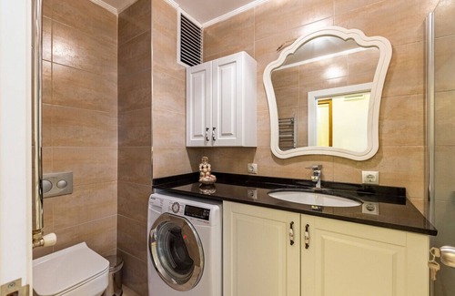 Uskudar Apartment | Flat near Bosphorus Coast with View in Uskudar