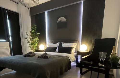 Iasi Apartment | Flat near Palas Mall Q Residence
