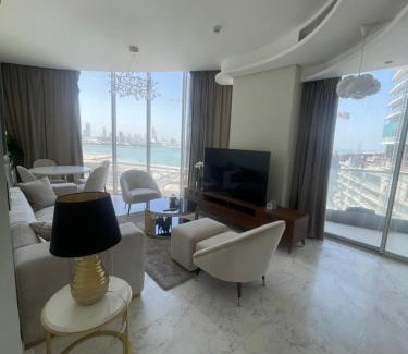 Manama Apartment | Flat one bedroom next to four sessions شقه مقابل فندق فور سيزن