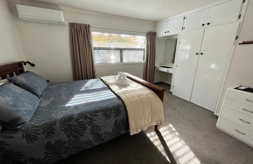 Lake Tekapo House | Flat Rock