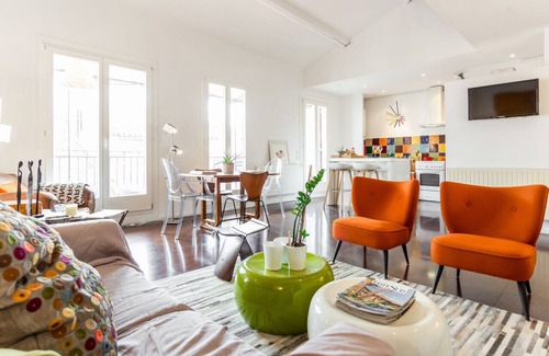 Opera Apartment | Flat Seventies and terrace - Welkeys