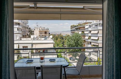 Palaio Faliro Apartment | Flat w. Parking next to Flisvos Marina & SNFCC