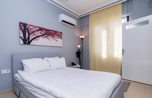 Lara Apartment | Flat w Pool and Balcony Near Lara Beach in Antalya