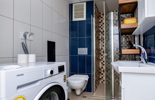 Lara Apartment | Flat w Pool and Balcony Near Lara Beach in Antalya