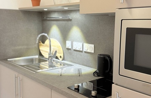 Carcassonne Apartment | Flat with 1 bedroom and bathroom