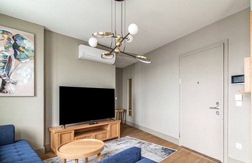 Kabatas Apartment | Flat with Panoramic Bosphorus View in Cihangir