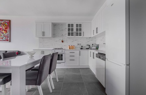 Kyrenia Apartment | Flat with Sea View Balcony in Kyrenia