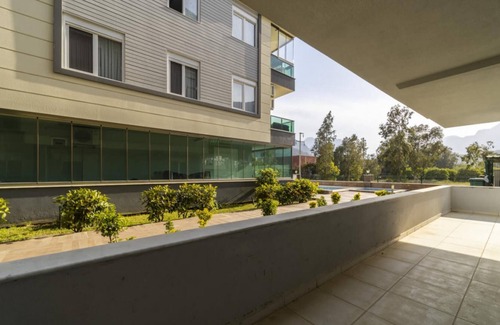 Konyaalti Apartment | Flat With Shared Pool and Balcony in Konyaaltii