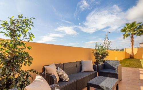 Maspalomas Villa | Flatguest Villa Veneguera
