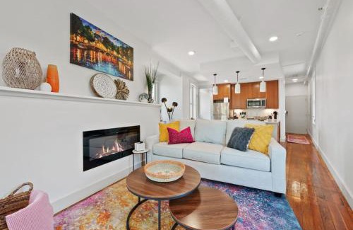 Mount Auburn Apartment | Flatiron Bldg - Views - Amazing Cafe - Near to ALL