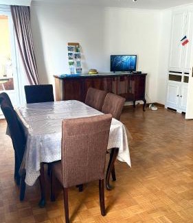 5th Arrondissement Apartment | FLC bail mobilité - T3 2 Rooms - pkg - Terrace - Elevator - 7p