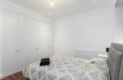 Castle Baynard Apartment | Fleet Street Apartment 3