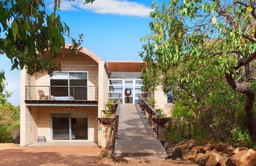 Wilyabrup House | Fleets Escape - Flutes Estate, Margaret River - magnificent holiday home