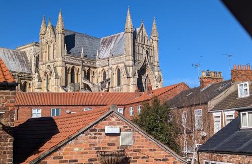 Beverley House | Flemingate Cottage, Beverley