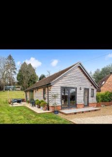 Halland House | Fletchers cottage