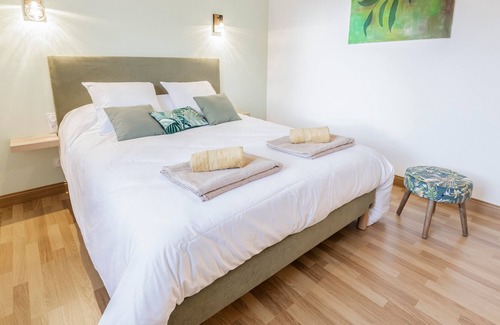 Lanvallay House | Fleur Cotissa - Maison spacieuse pour 6 personnes