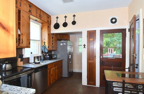 Berkeley Springs House | Fleur de Lis - A Knightly Abode!
