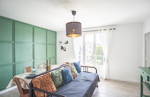 Troyes Apartment | Fleur de rêve