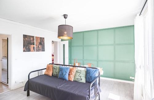 Troyes Apartment | Fleur de rêve