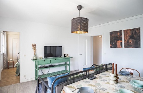 Troyes Apartment | Fleur de rêve