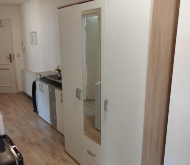 Marienthal Ost Apartment | FLEX Aparts - große, möblierte Wohnung in Zwickau mit 2 Zimmern